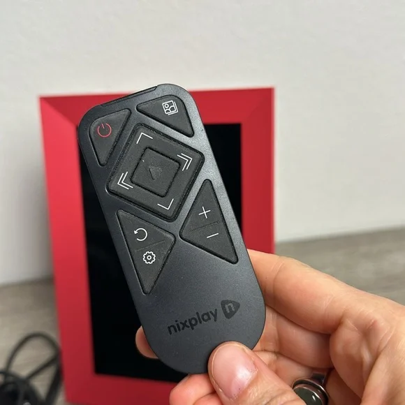 Nixplay 8” Lola HD Smart Wi-Fi Digital Frame Pink - Picture 6 of 6